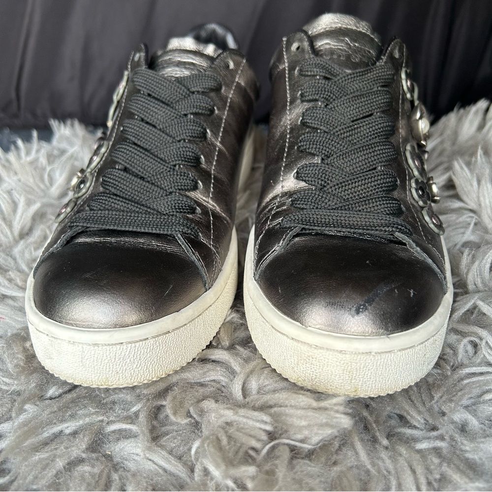 Coach Tea Rose Floral Embellished Metallic Leather Sneakers womens shoe size 9 B - Picture 6 of 13